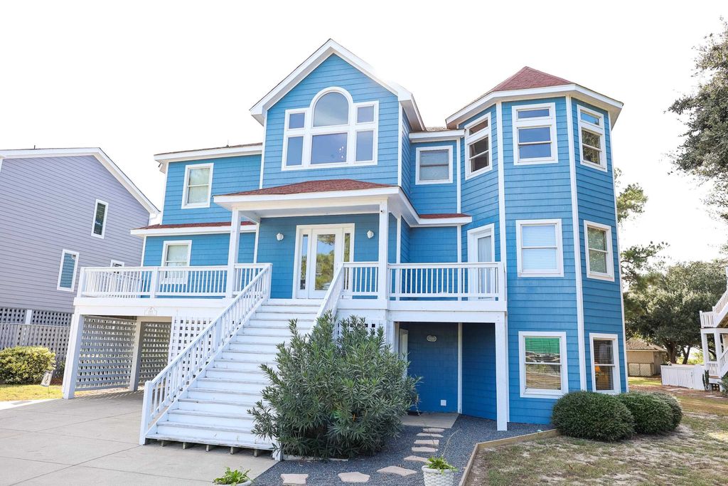 Image 1 of property listing at 1060 Hampton Street Lot 550, Corolla, NC 27927