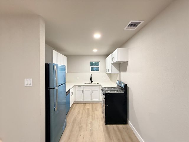 3268 Holman St 3, Houston, TX 77004
