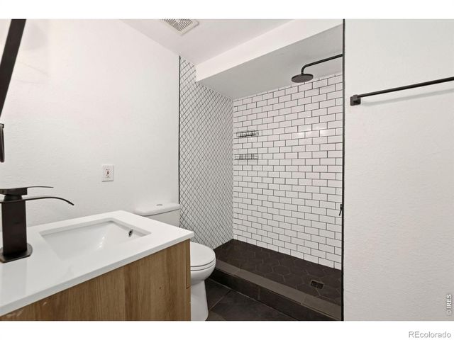 954 Monroe Avenue, Loveland, CO 80537
