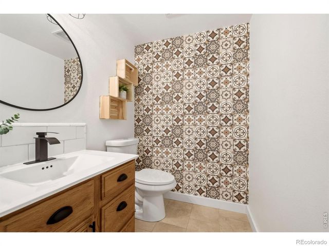 954 Monroe Avenue, Loveland, CO 80537