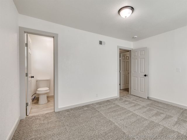 1300 N McKinley Avenue, Sand Springs, OK 74063