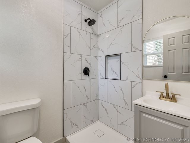 1300 N McKinley Avenue, Sand Springs, OK 74063