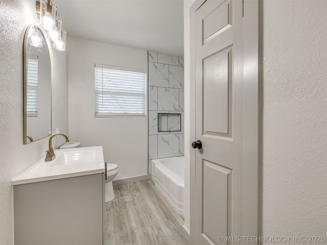 1300 N McKinley Avenue, Sand Springs, OK 74063