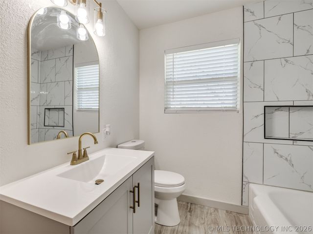 1300 N McKinley Avenue, Sand Springs, OK 74063