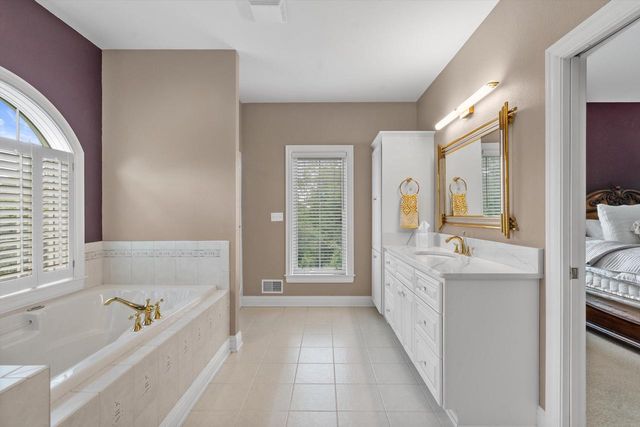 1308 Robin LANE, Racine, WI 53402