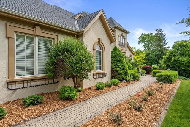 1308 Robin LANE, Racine, WI 53402