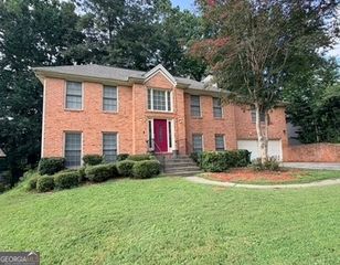 595 Mountain Harbor, Stone Mountain, GA 30087
