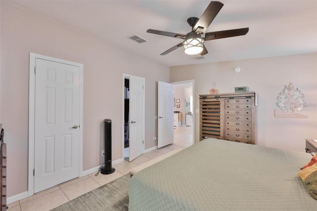 37041 NEUKOM AVENUE, Zephyrhills, FL 33541