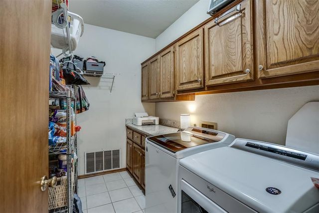 9925 Fox Fair Hollow, Midwest City, OK 73130