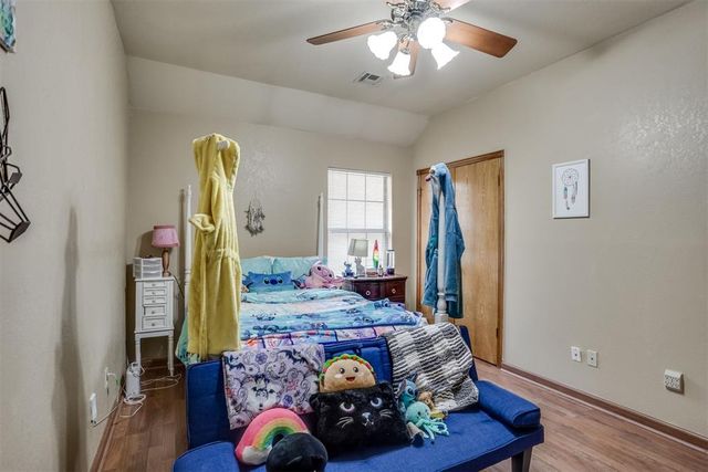 9925 Fox Fair Hollow, Midwest City, OK 73130