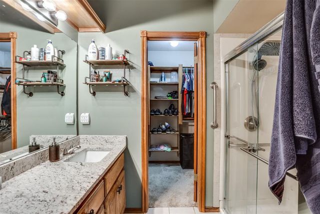 9925 Fox Fair Hollow, Midwest City, OK 73130