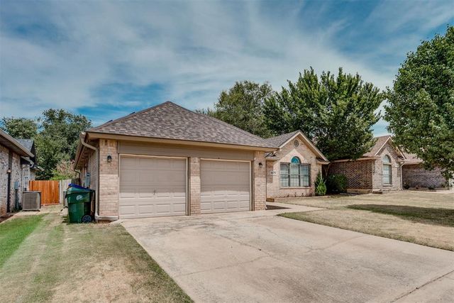 9925 Fox Fair Hollow, Midwest City, OK 73130