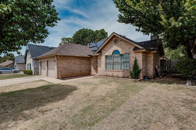 9925 Fox Fair Hollow, Midwest City, OK 73130