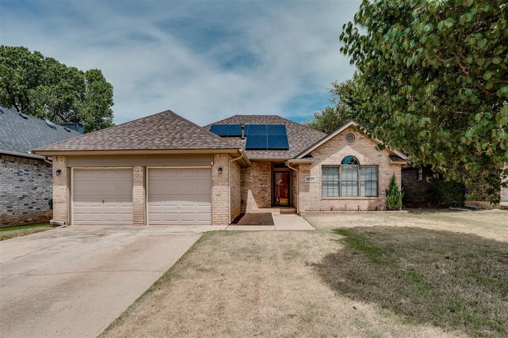 9925 Fox Fair Hollow, Midwest City, OK 73130