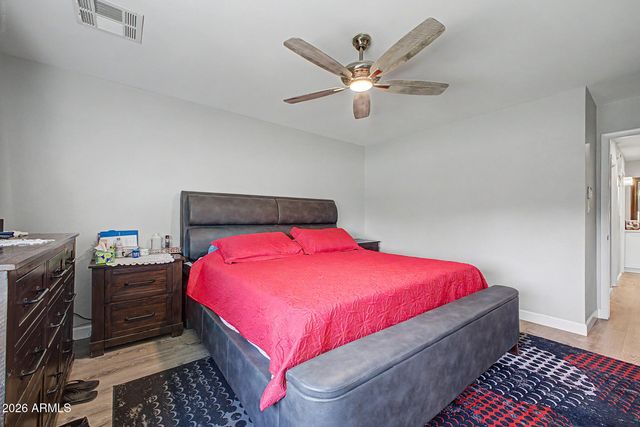 2357 W BETTY ELYSE Lane, Phoenix, AZ 85023