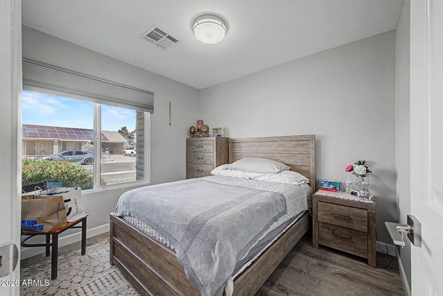 2357 W BETTY ELYSE Lane, Phoenix, AZ 85023