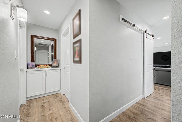 2357 W BETTY ELYSE Lane, Phoenix, AZ 85023