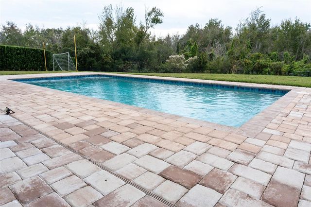 8112 CLEOBURY DRIVE, Orlando, FL 32832