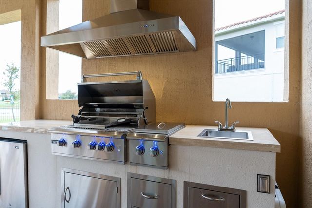 8112 CLEOBURY DRIVE, Orlando, FL 32832