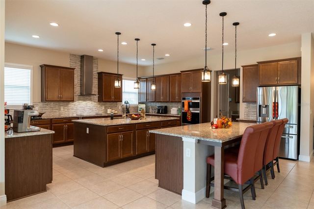 8112 CLEOBURY DRIVE, Orlando, FL 32832