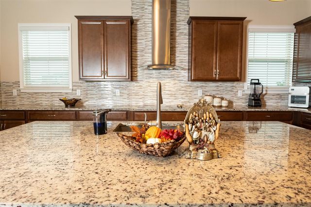 8112 CLEOBURY DRIVE, Orlando, FL 32832