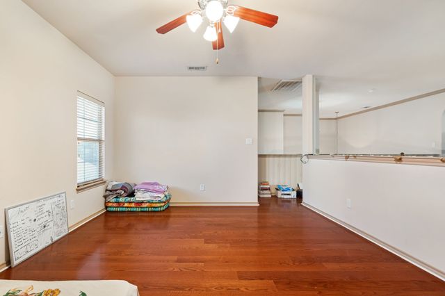 1620 Secretariat Lane, Irving, TX 75060