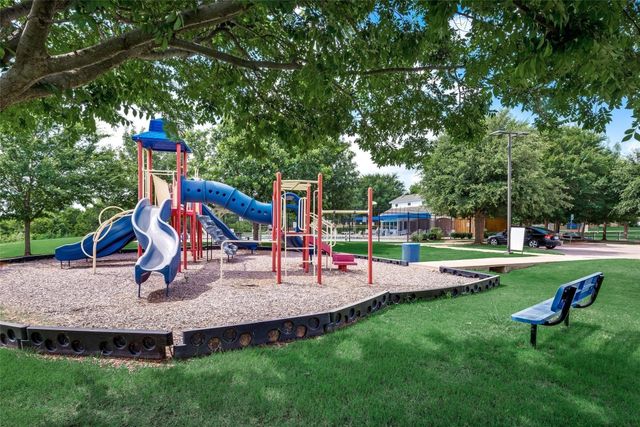 1620 Secretariat Lane, Irving, TX 75060