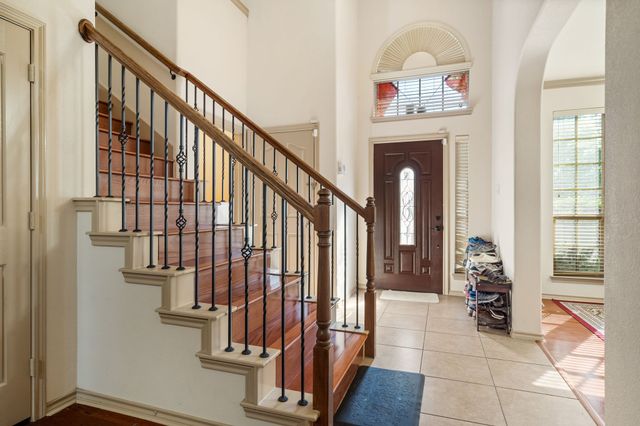 1620 Secretariat Lane, Irving, TX 75060