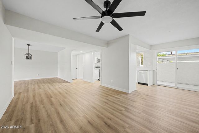 1709 W STELLA Lane, Phoenix, AZ 85015