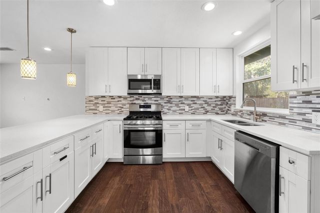 6414 Kenilworth DR, Austin, TX 78723
