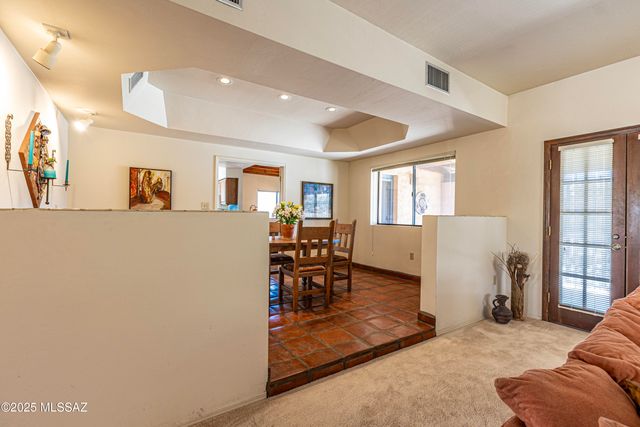 3352 N Riverbend Ci Circle N, Tucson, AZ 85750