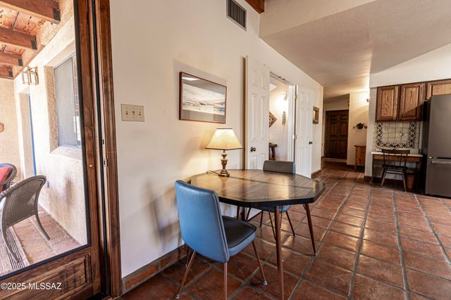 3352 N Riverbend Ci Circle N, Tucson, AZ 85750