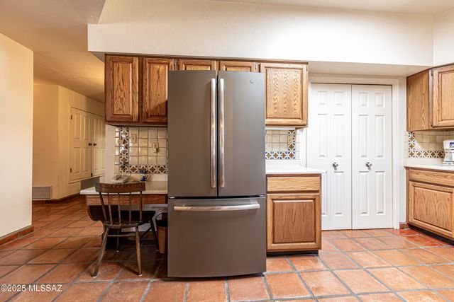 3352 N Riverbend Ci Circle N, Tucson, AZ 85750