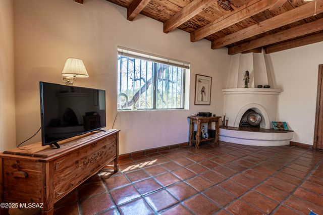 3352 N Riverbend Ci Circle N, Tucson, AZ 85750