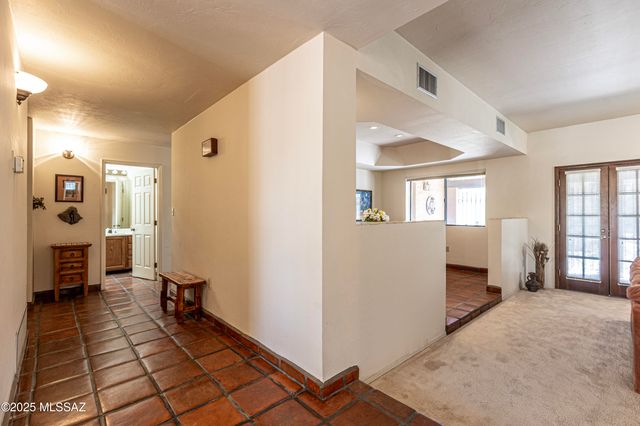 3352 N Riverbend Ci Circle N, Tucson, AZ 85750