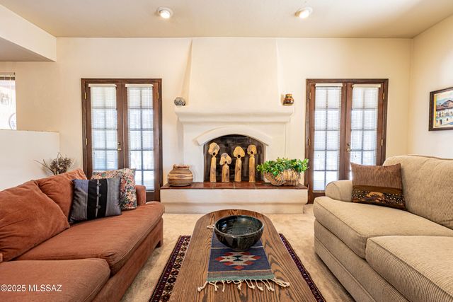 3352 N Riverbend Ci Circle N, Tucson, AZ 85750