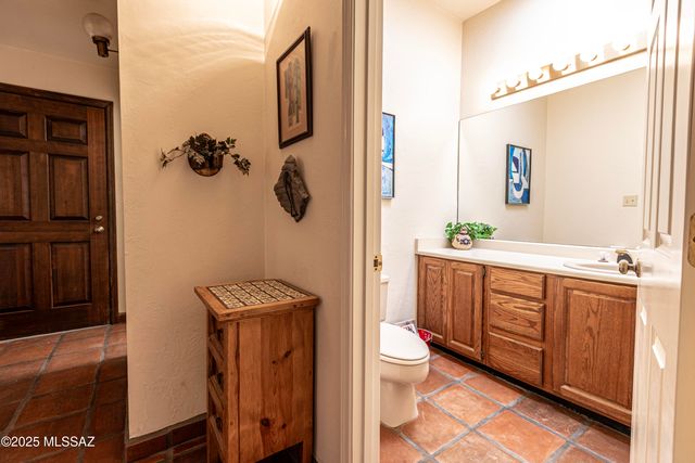 3352 N Riverbend Ci Circle N, Tucson, AZ 85750