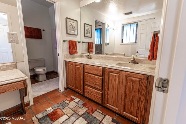 3352 N Riverbend Ci Circle N, Tucson, AZ 85750