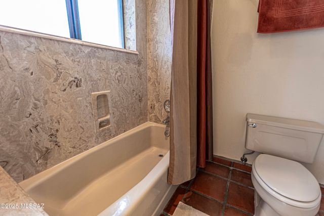 3352 N Riverbend Ci Circle N, Tucson, AZ 85750