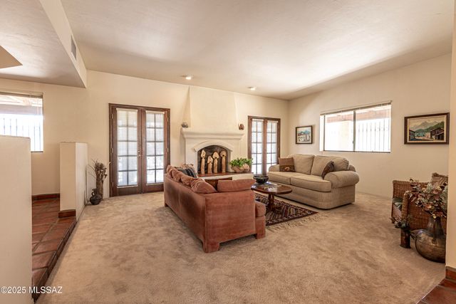 3352 N Riverbend Ci Circle N, Tucson, AZ 85750