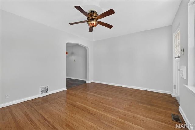 4327 Tyrolean Avenue, St Louis, MO 63116