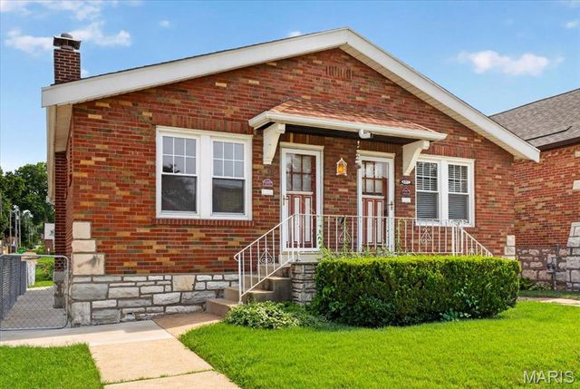4327 Tyrolean Avenue, St Louis, MO 63116