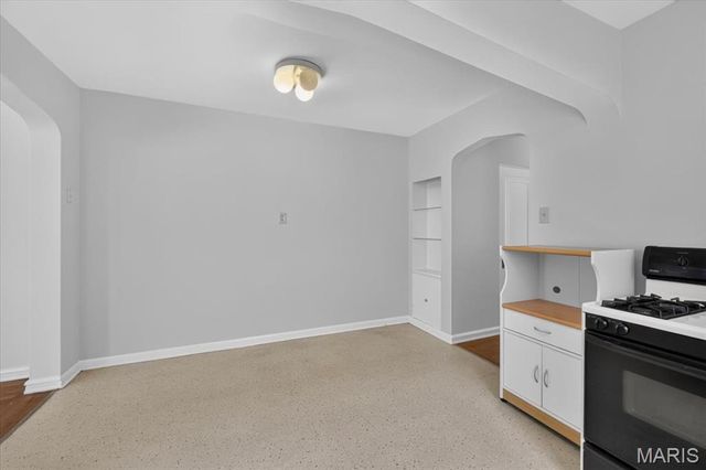 4327 Tyrolean Avenue, St Louis, MO 63116