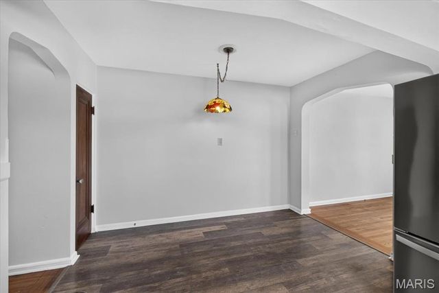 4327 Tyrolean Avenue, St Louis, MO 63116