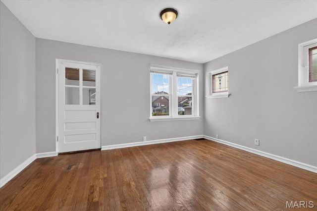 4327 Tyrolean Avenue, St Louis, MO 63116