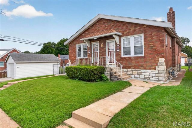 4327 Tyrolean Avenue, St Louis, MO 63116