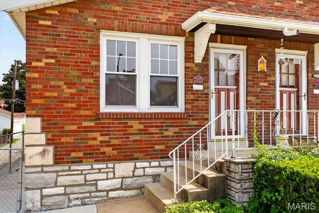 4327 Tyrolean Avenue, St Louis, MO 63116