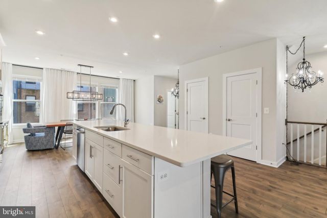 44501 WOLFHOUND SQ, Ashburn, VA 20147