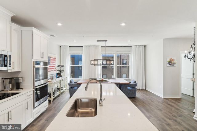 44501 WOLFHOUND SQ, Ashburn, VA 20147