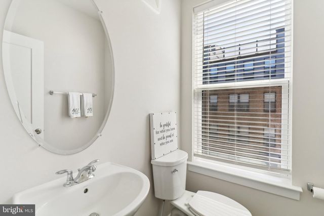 44501 WOLFHOUND SQ, Ashburn, VA 20147